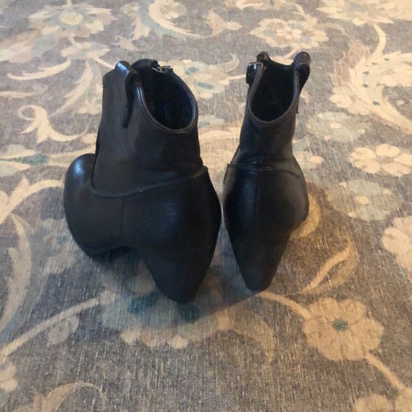 Not Rates black zip booties - Picture 3 of 6